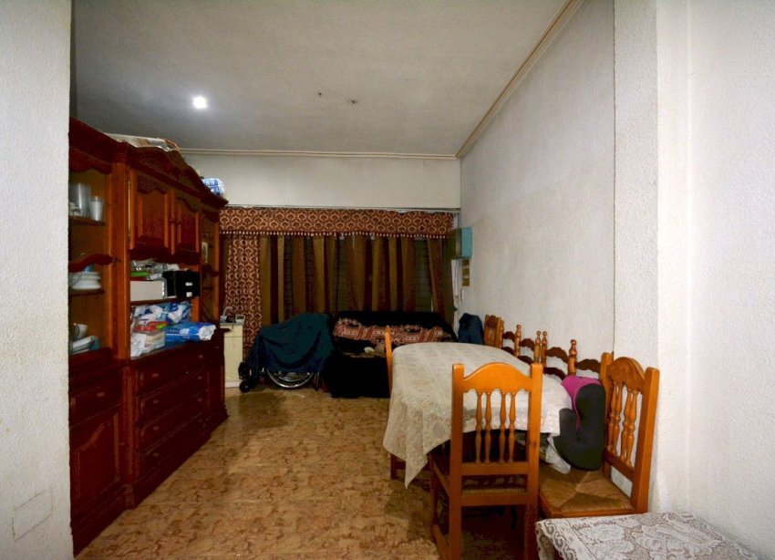 Resale - Terraced house / Townhouse - Guardamar del Segura - MERCADONA