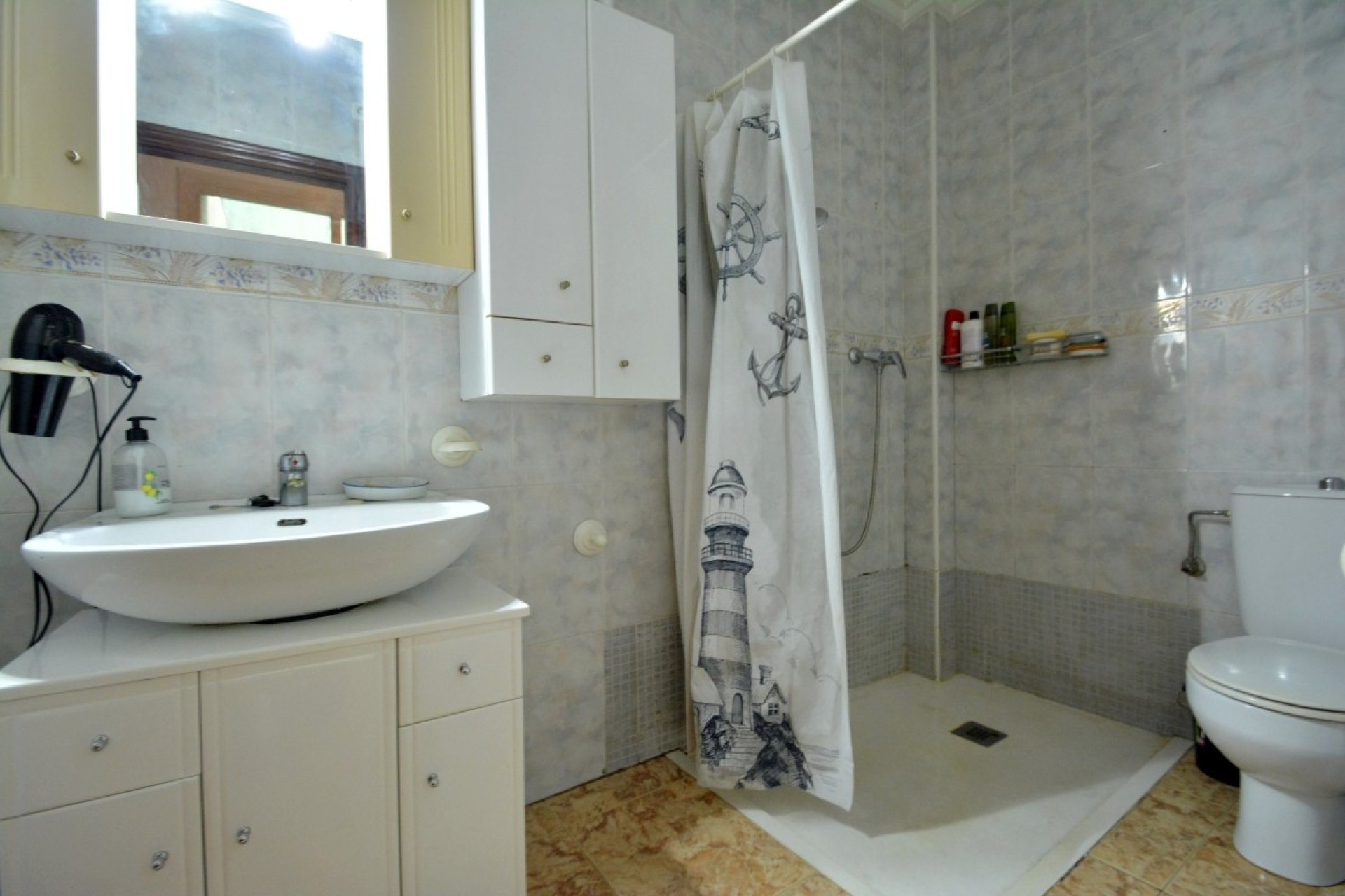 Resale - Terraced house / Townhouse - Guardamar del Segura - MERCADONA