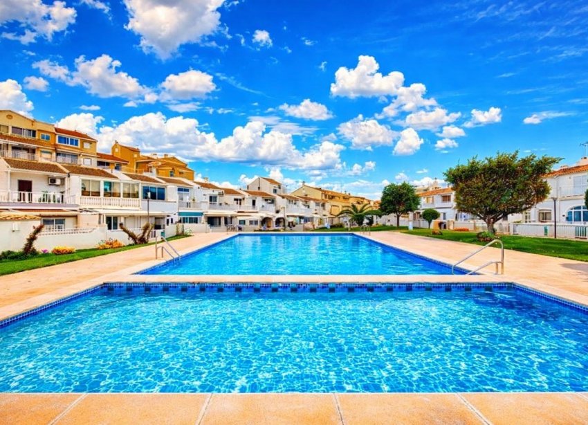 Resale - Terraced house / Townhouse - ﻿Torrevieja (Alicante) - Torrevieja