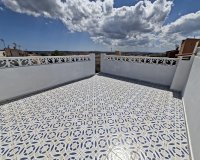 Resale - Terraced house / Townhouse - La Marina - La Marina - Urbanization