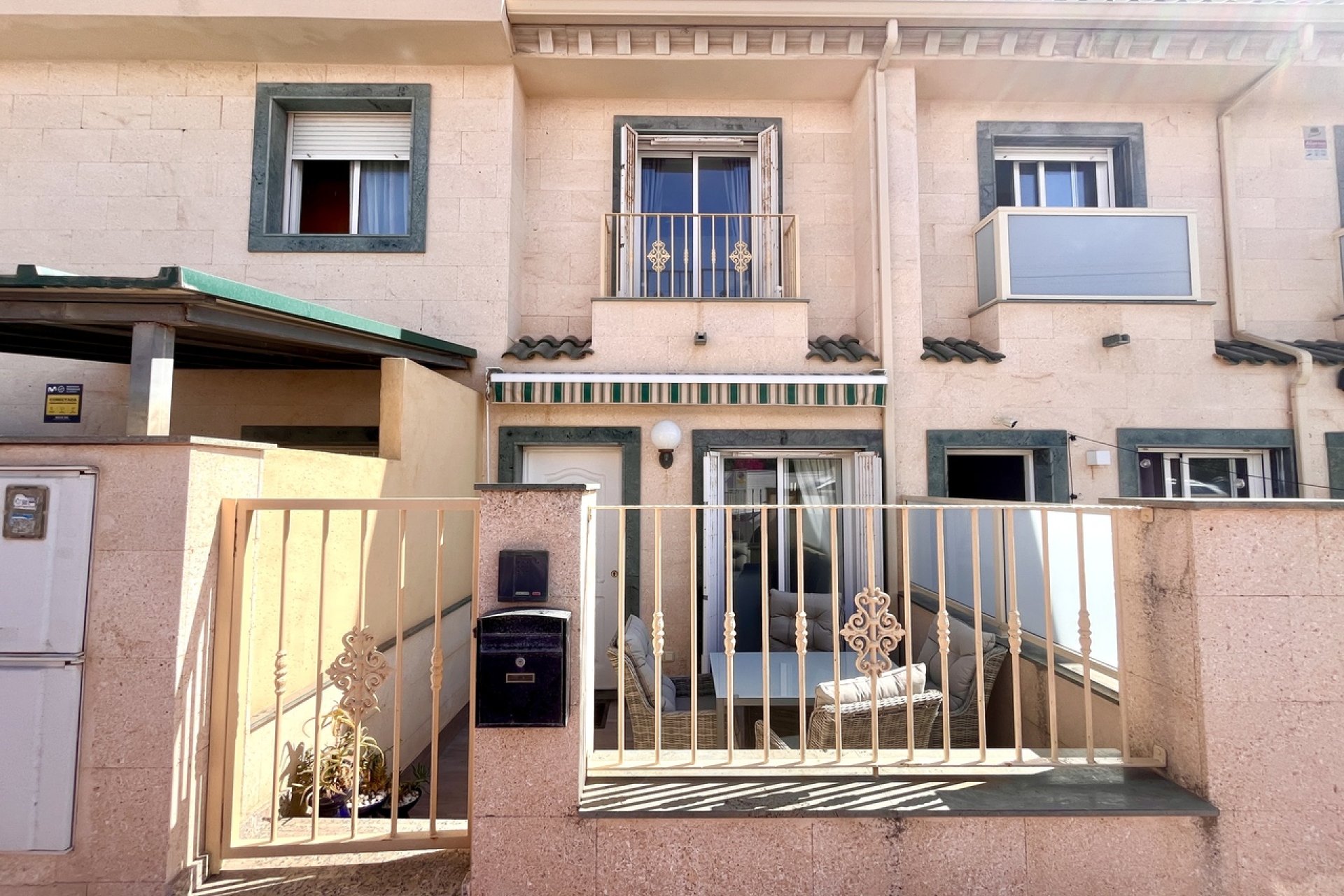 Resale - Terraced house / Townhouse - La Mata