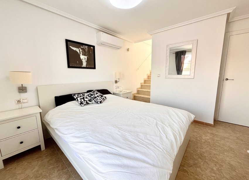 Resale - Terraced house / Townhouse - La Mata