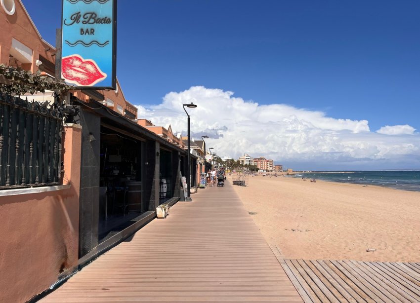 Resale - Terraced house / Townhouse - La Mata