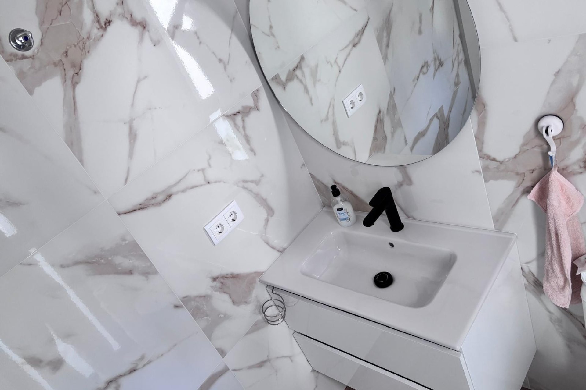 Resale - Terraced house / Townhouse - Los Montesinos - La Herada