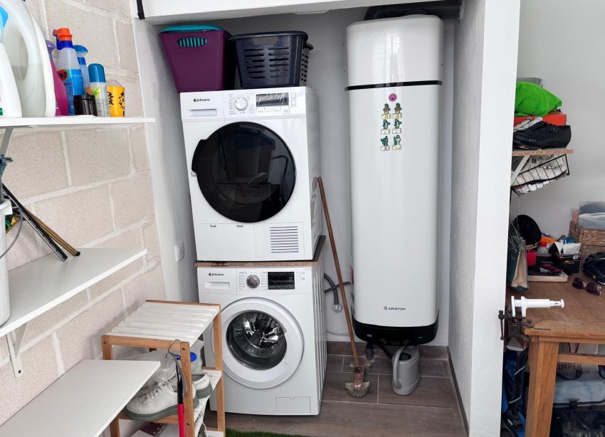 Resale - Terraced house / Townhouse - Los Montesinos - La Herada