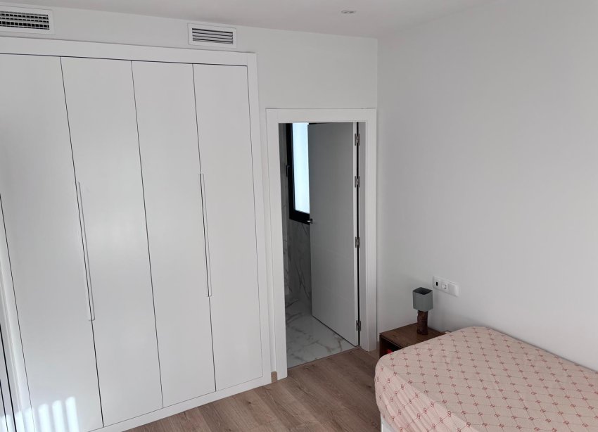 Resale - Terraced house / Townhouse - Los Montesinos - La Herada