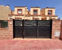 Resale - Terraced house / Townhouse - Orihuela Costa - Cabo Roig