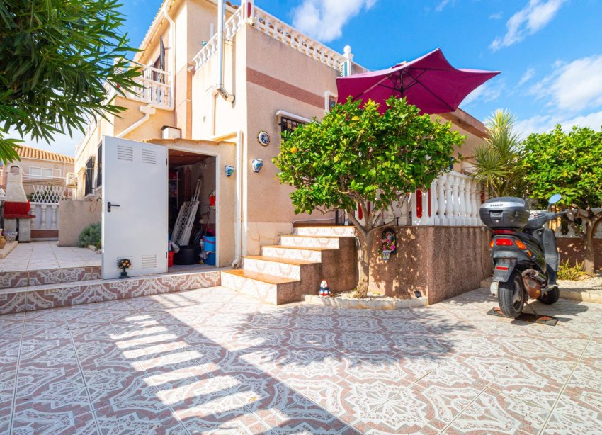 Resale - Terraced house / Townhouse - Orihuela Costa - Cabo Roig