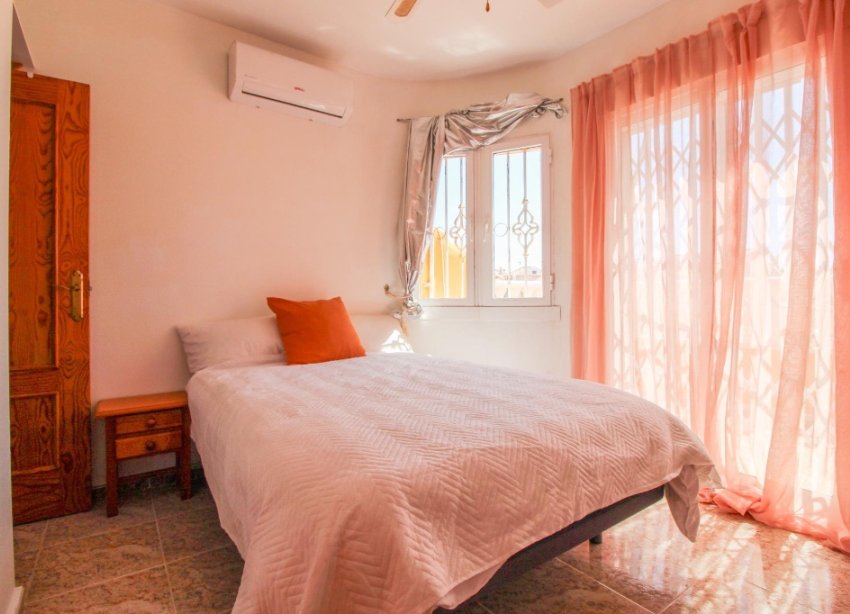 Resale - Terraced house / Townhouse - Orihuela Costa - Cabo Roig