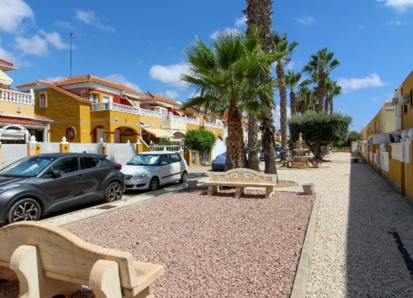 Resale - Terraced house / Townhouse - Orihuela Costa - Cabo Roig