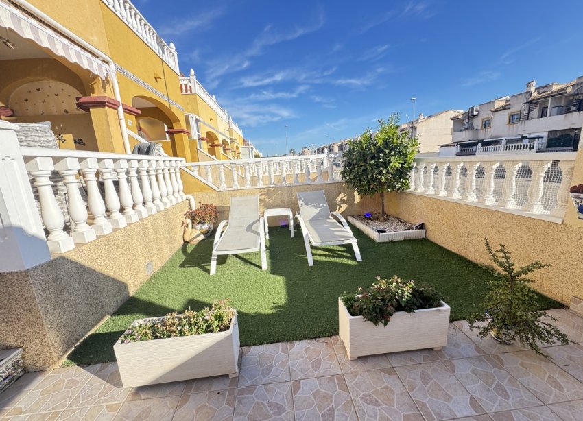 Resale - Terraced house / Townhouse - Orihuela Costa - Cabo Roig