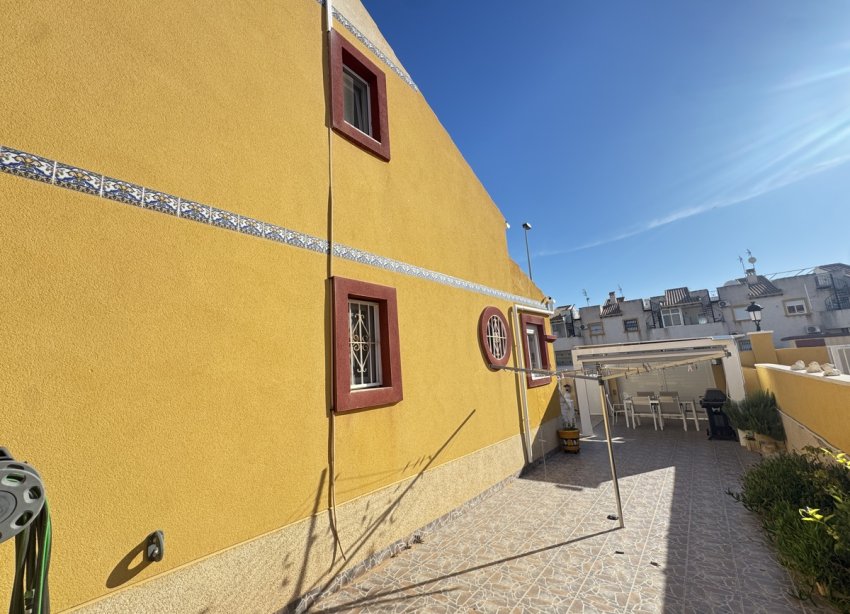 Resale - Terraced house / Townhouse - Orihuela Costa - Cabo Roig