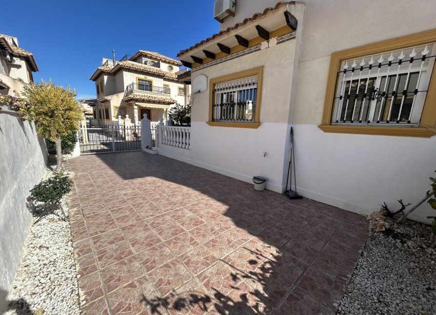 Resale - Terraced house / Townhouse - Orihuela Costa - Cabo Roig