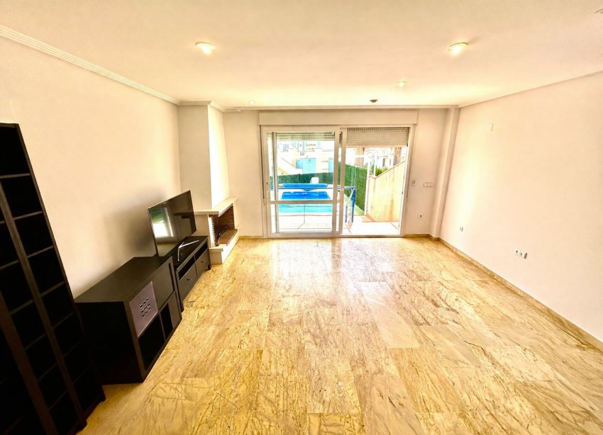 Resale - Terraced house / Townhouse - Orihuela Costa - Cabo Roig