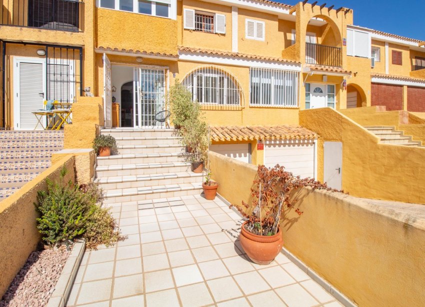 Resale - Terraced house / Townhouse - Orihuela Costa - Cabo Roig