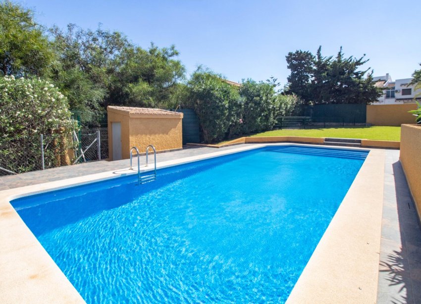 Resale - Terraced house / Townhouse - Orihuela Costa - Cabo Roig
