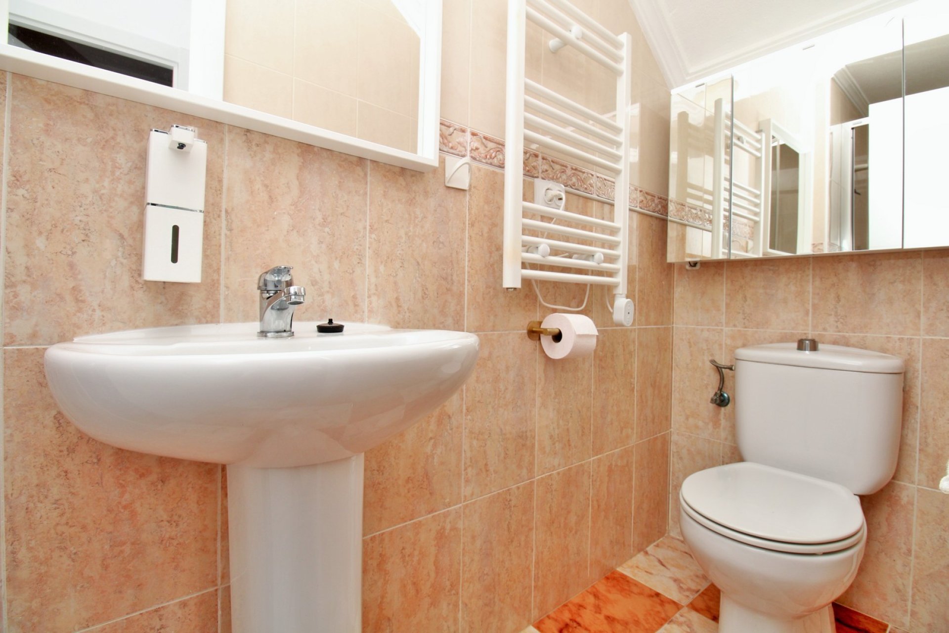 Resale - Terraced house / Townhouse - Orihuela Costa - Cabo Roig