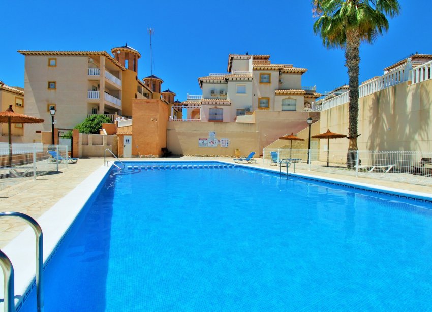 Resale - Terraced house / Townhouse - Orihuela Costa - Cabo Roig