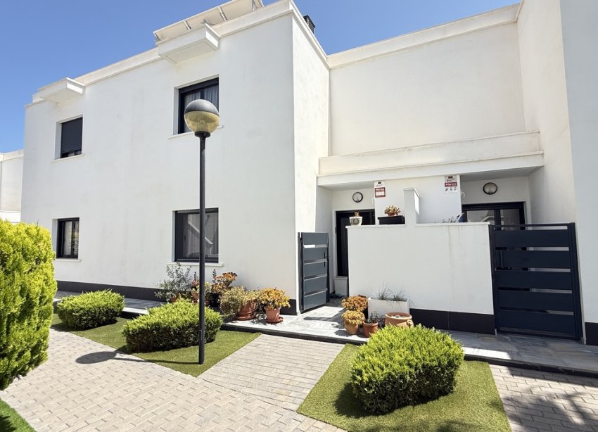Resale - Terraced house / Townhouse - Orihuela Costa - Cabo Roig