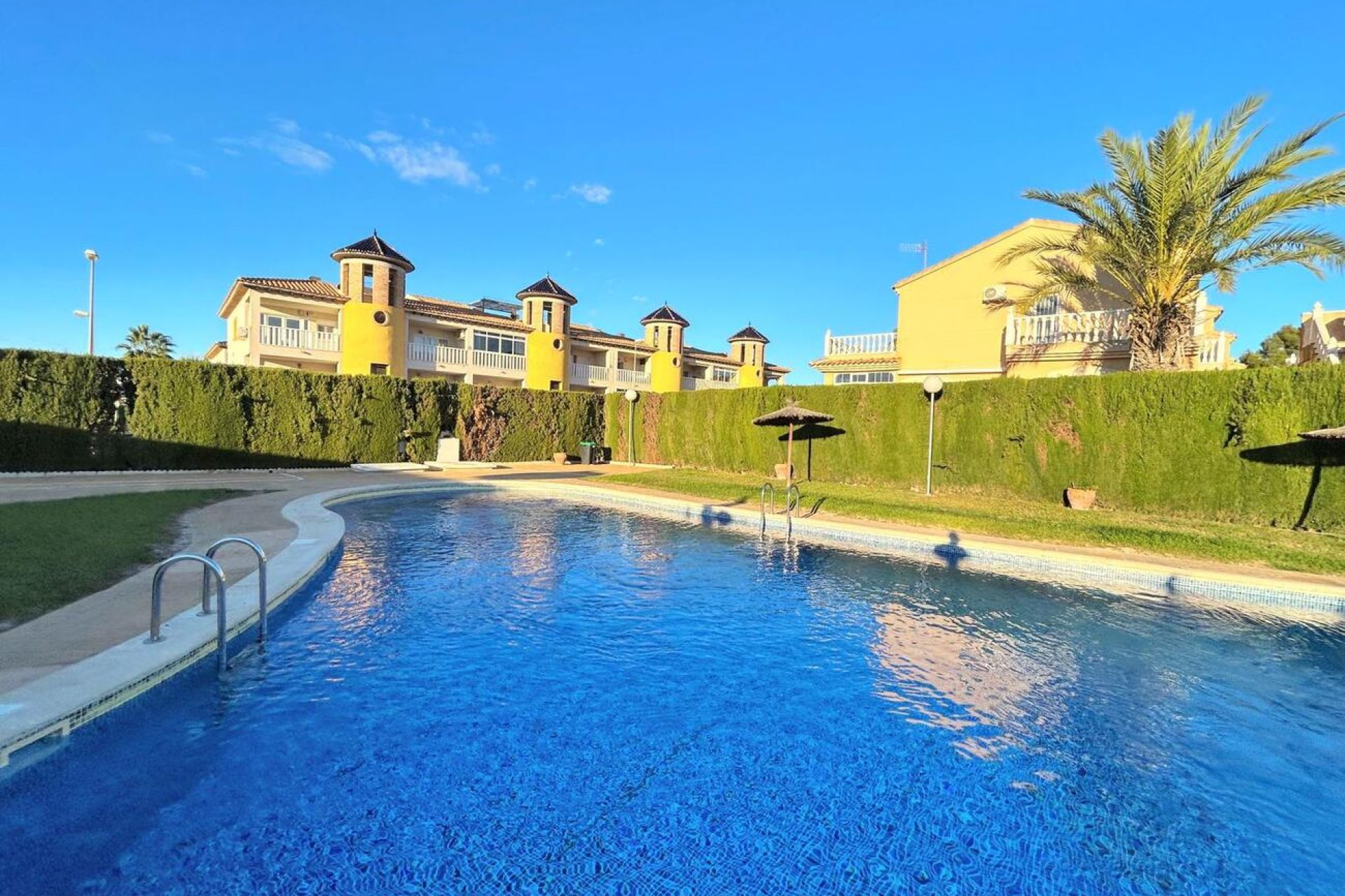 Resale - Terraced house / Townhouse - Orihuela Costa - Costa Blanca