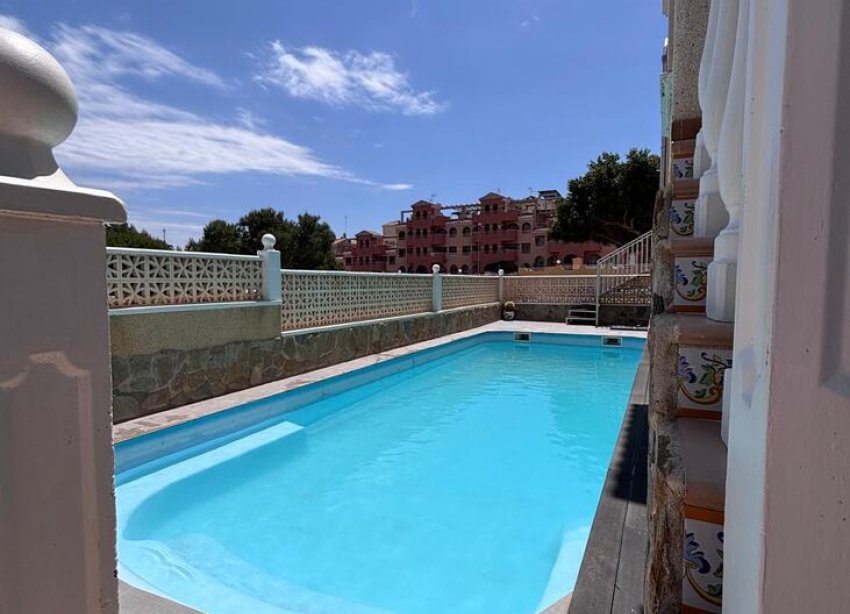 Resale - Terraced house / Townhouse - Orihuela Costa - Costa Blanca