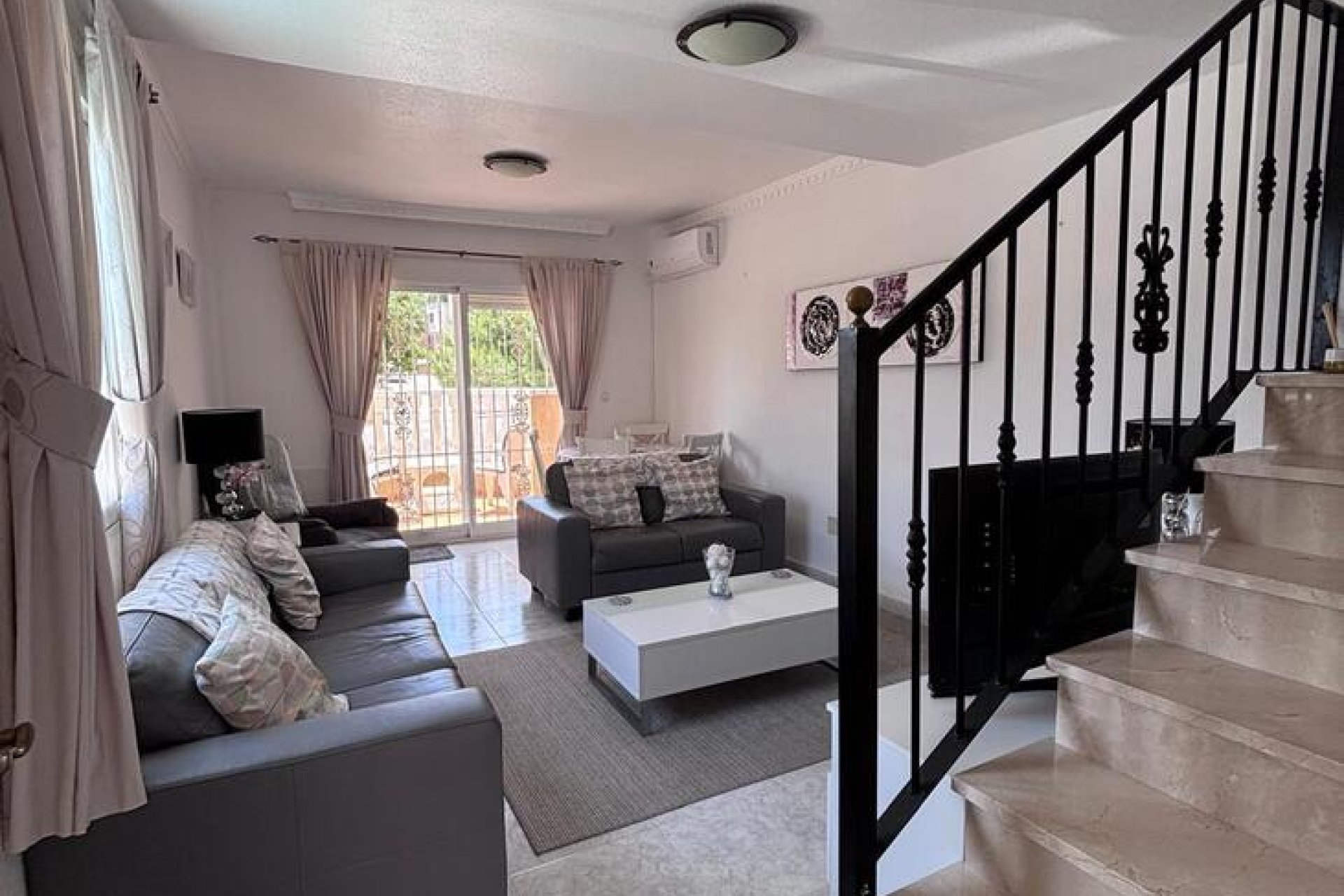 Resale - Terraced house / Townhouse - Orihuela Costa - Costa Blanca