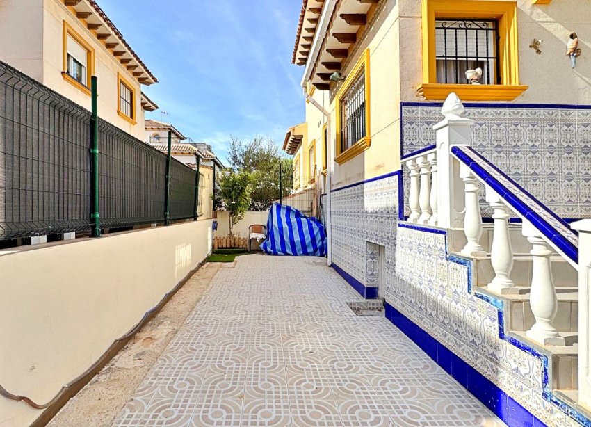 Resale - Terraced house / Townhouse - Orihuela Costa - La Campana