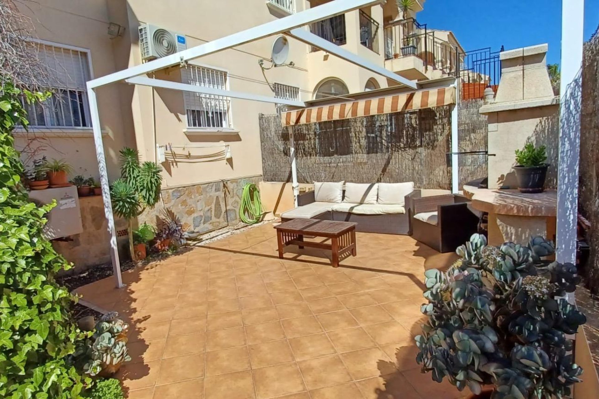 Resale - Terraced house / Townhouse - Orihuela Costa - La Chismosa