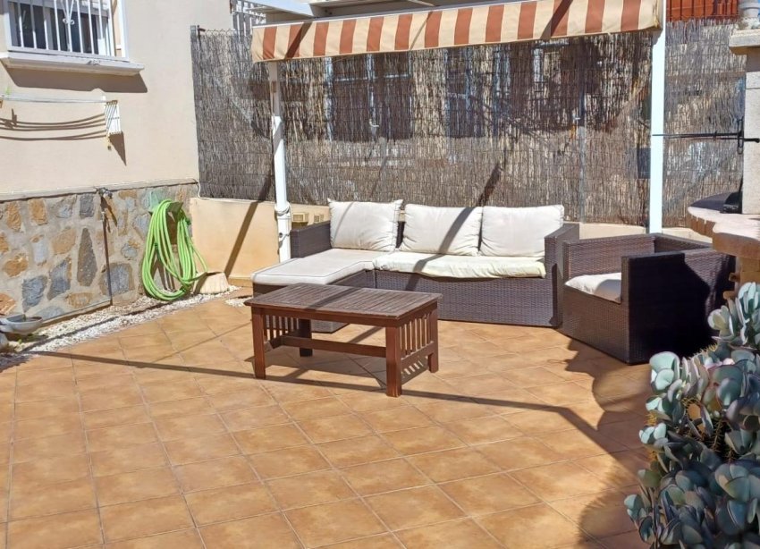 Resale - Terraced house / Townhouse - Orihuela Costa - La Chismosa
