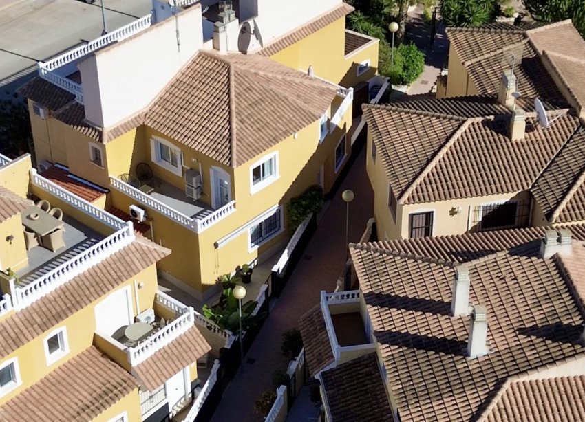 Resale - Terraced house / Townhouse - Orihuela Costa - La Florida