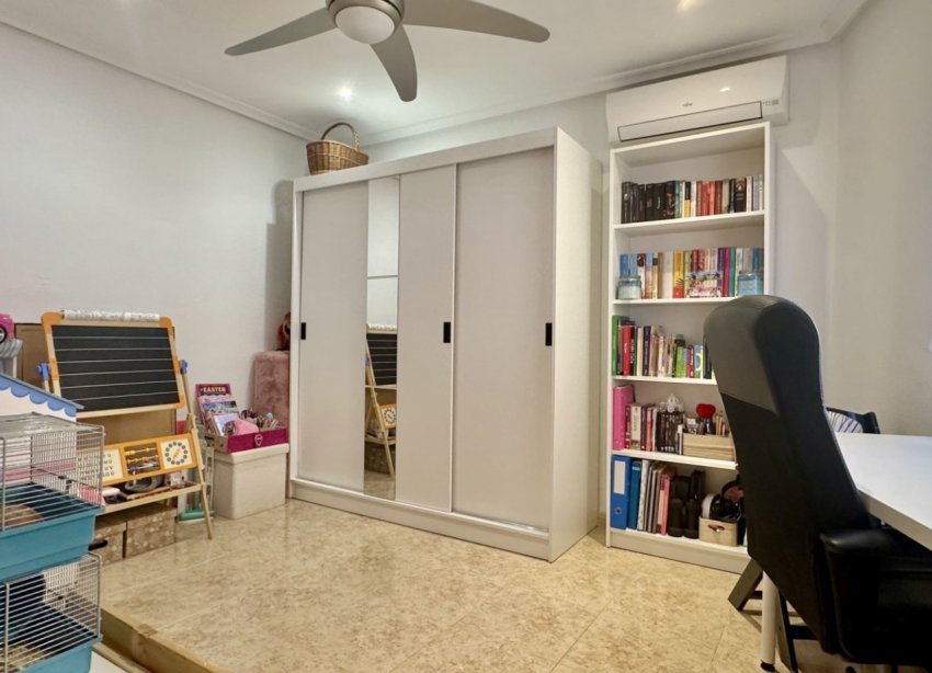 Resale - Terraced house / Townhouse - Orihuela Costa - La Florida