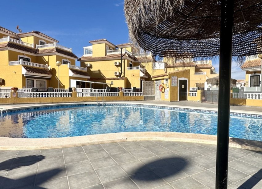 Resale - Terraced house / Townhouse - Orihuela Costa - La Florida