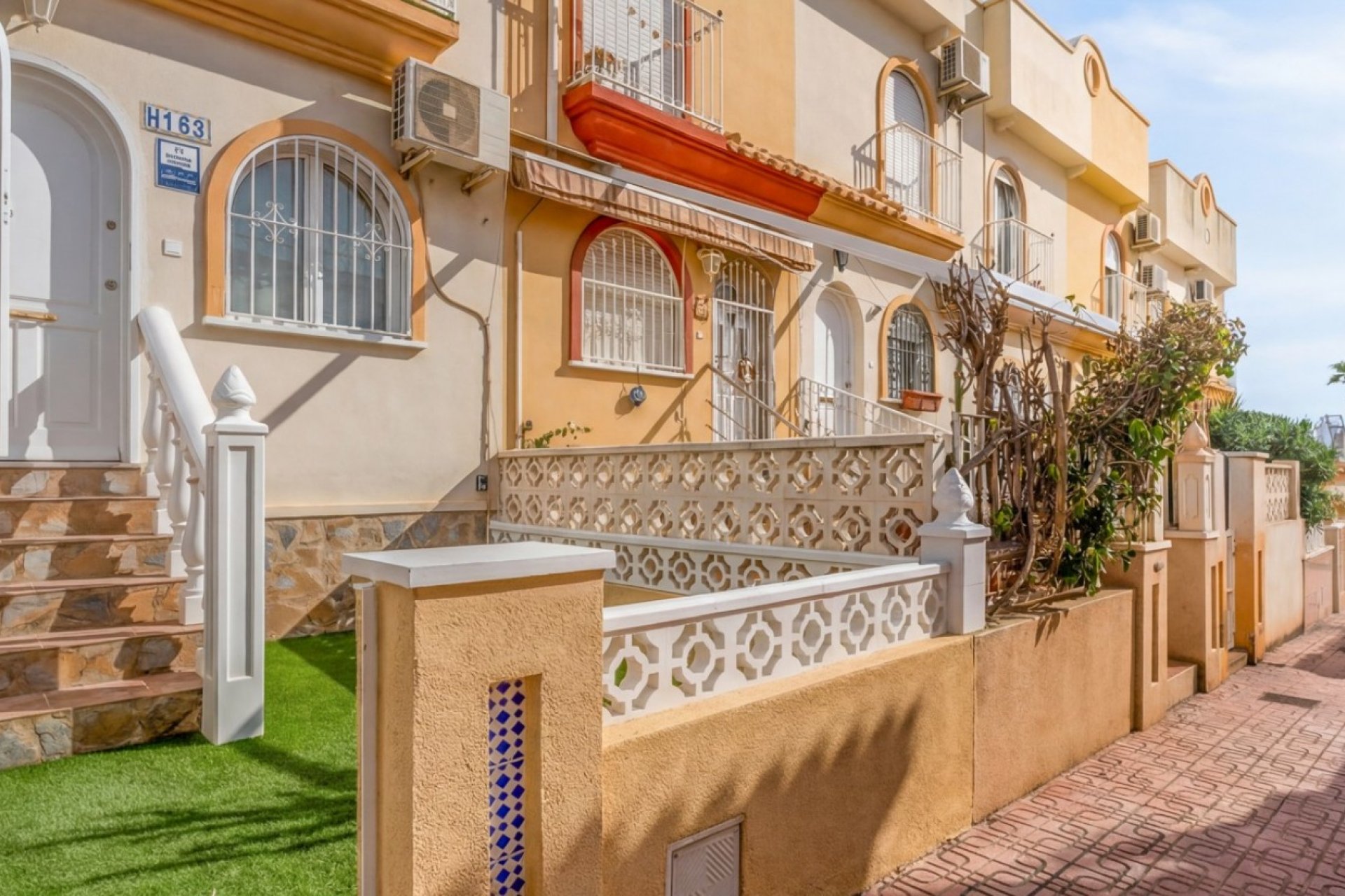 Resale - Terraced house / Townhouse - Orihuela Costa - La Florida