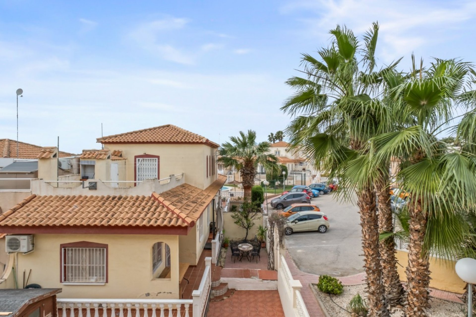 Resale - Terraced house / Townhouse - Orihuela Costa - La Florida