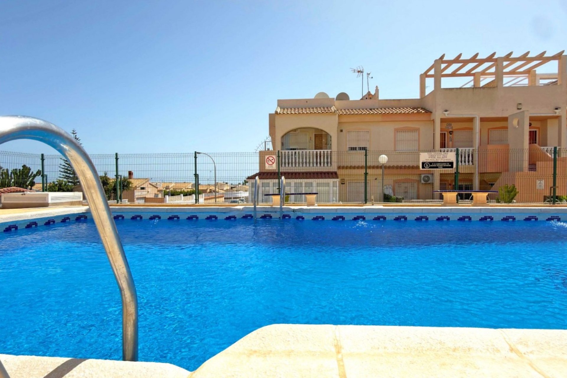 Resale - Terraced house / Townhouse - Orihuela Costa - La Florida