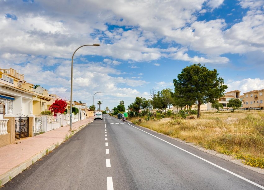 Resale - Terraced house / Townhouse - Orihuela Costa - La Florida