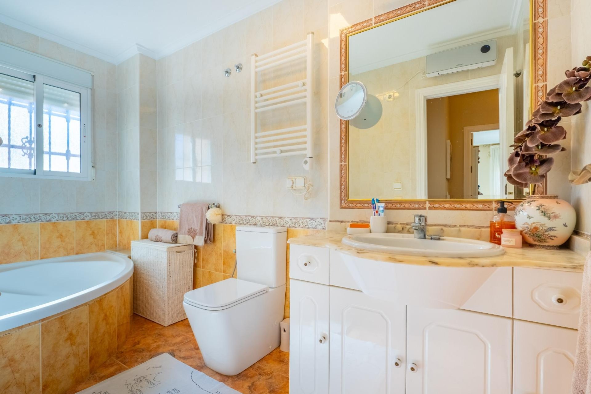 Resale - Terraced house / Townhouse - Orihuela Costa - La Regia