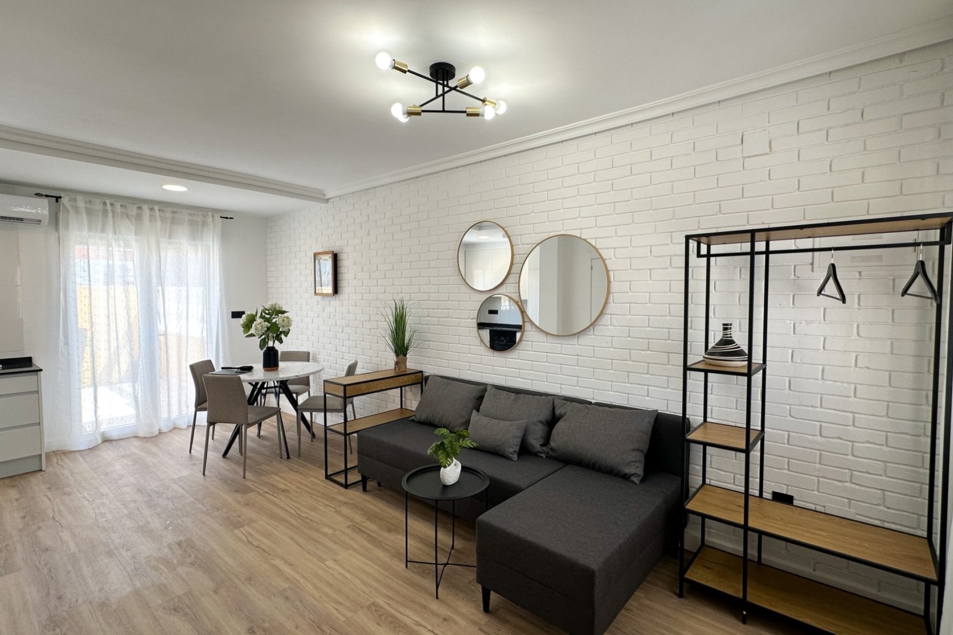 Resale - Terraced house / Townhouse - Orihuela Costa - La Regia