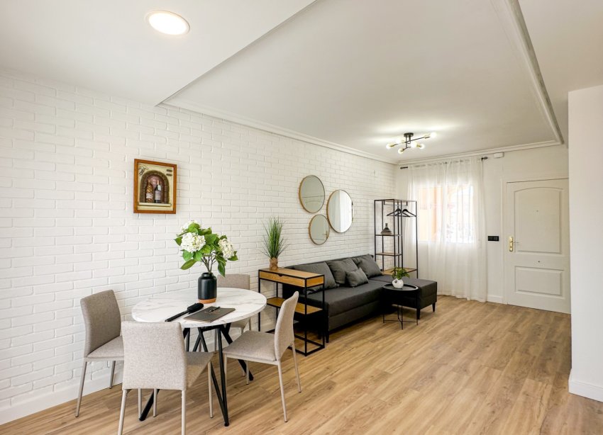 Resale - Terraced house / Townhouse - Orihuela Costa - La Regia