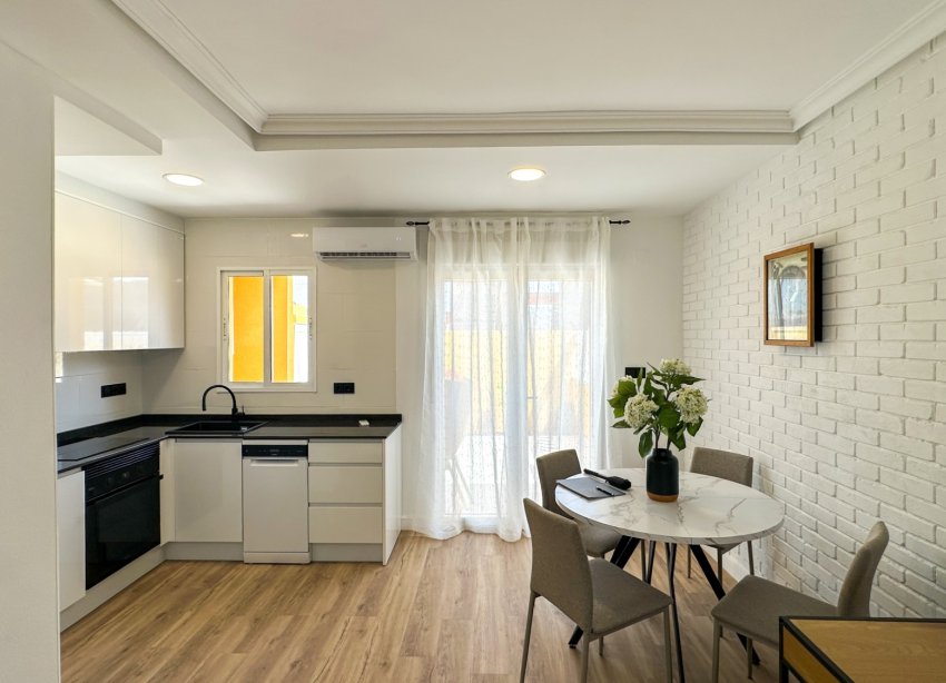 Resale - Terraced house / Townhouse - Orihuela Costa - La Regia