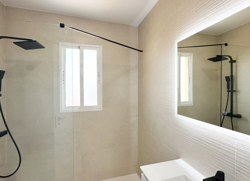 Resale - Terraced house / Townhouse - Orihuela Costa - La Regia