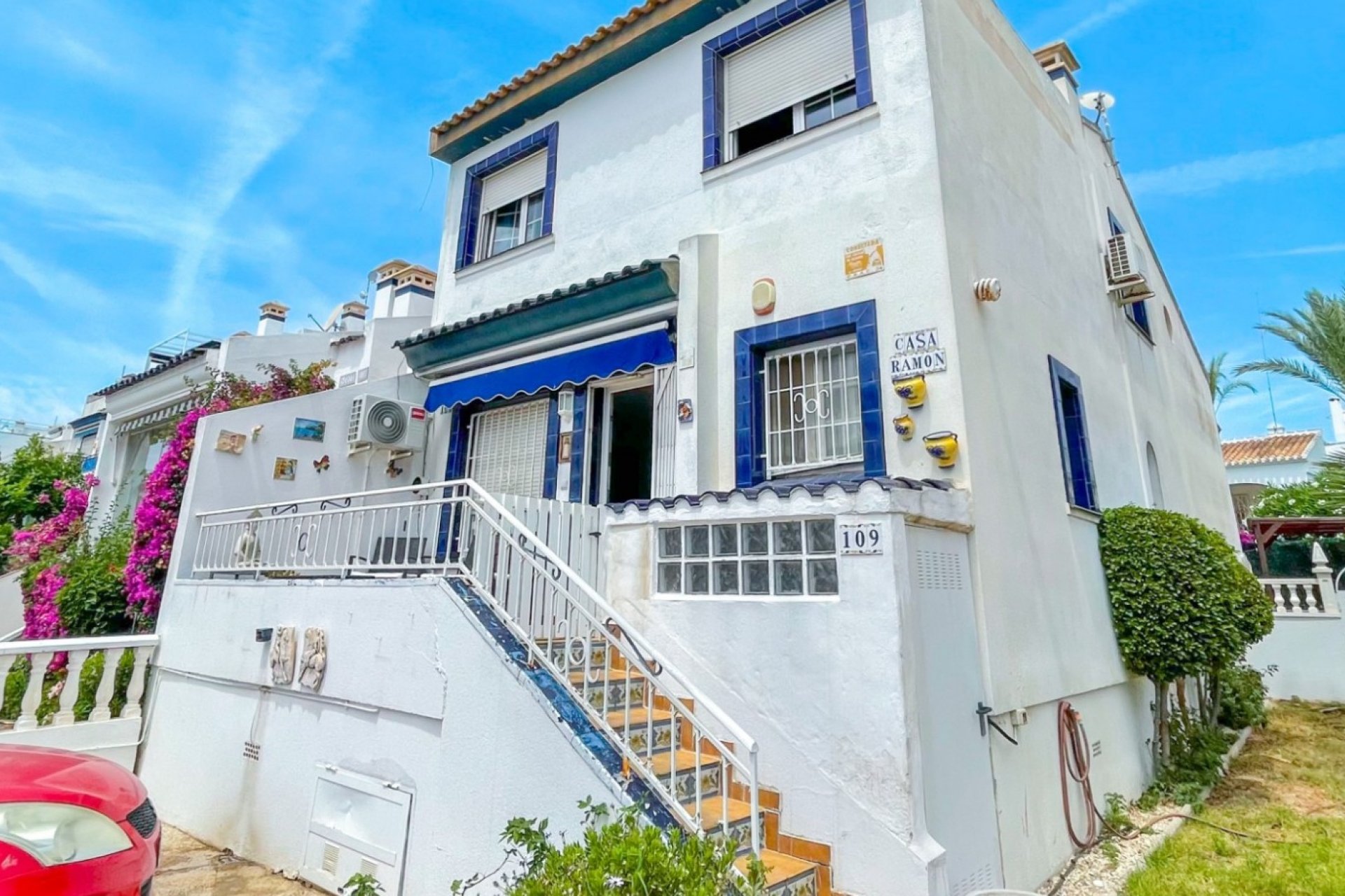 Resale - Terraced house / Townhouse - Orihuela Costa - La Rioja