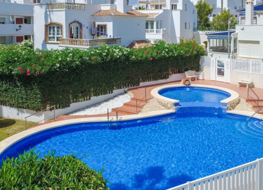 Resale - Terraced house / Townhouse - Orihuela Costa - La Rioja