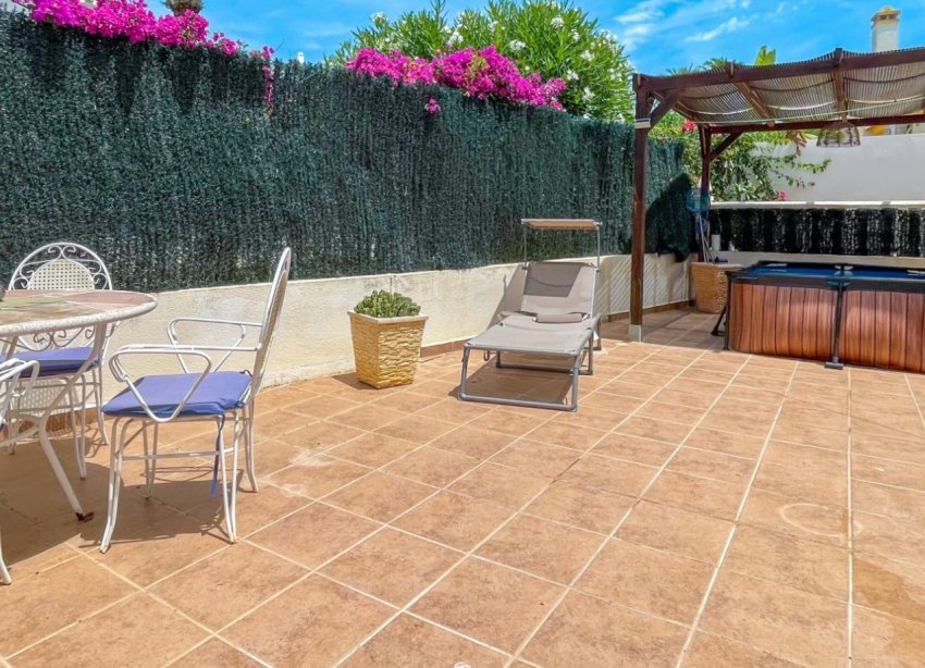 Resale - Terraced house / Townhouse - Orihuela Costa - La Rioja