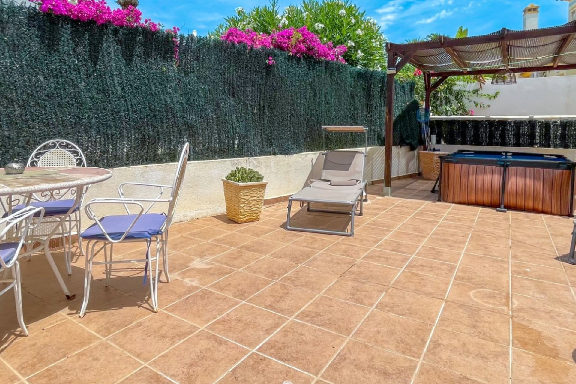 Resale - Terraced house / Townhouse - Orihuela Costa - La Rioja