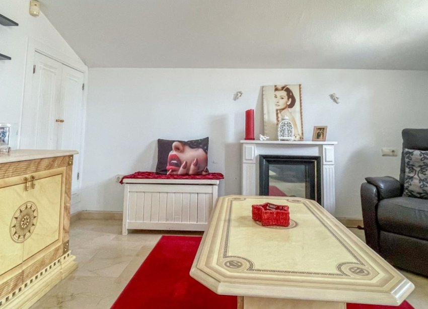 Resale - Terraced house / Townhouse - Orihuela Costa - La Rioja