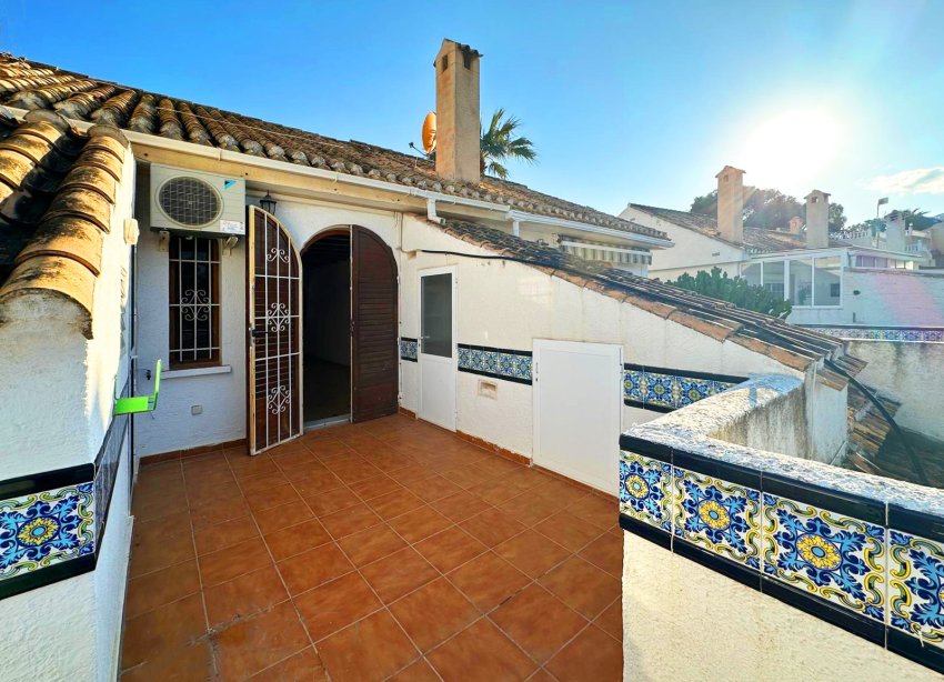 Resale - Terraced house / Townhouse - Orihuela Costa - La Zenia