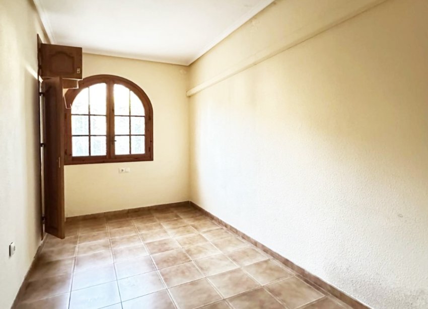 Resale - Terraced house / Townhouse - Orihuela Costa - La Zenia