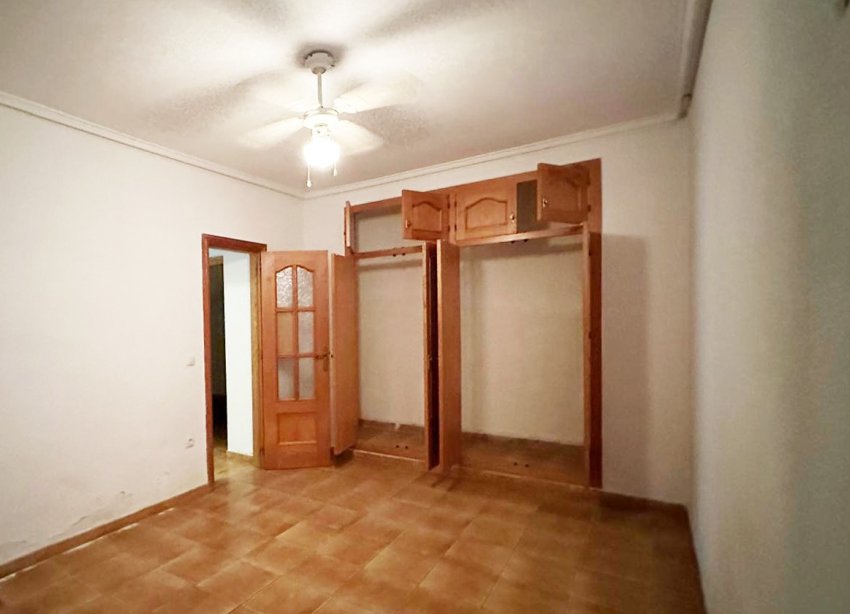 Resale - Terraced house / Townhouse - Orihuela Costa - La Zenia