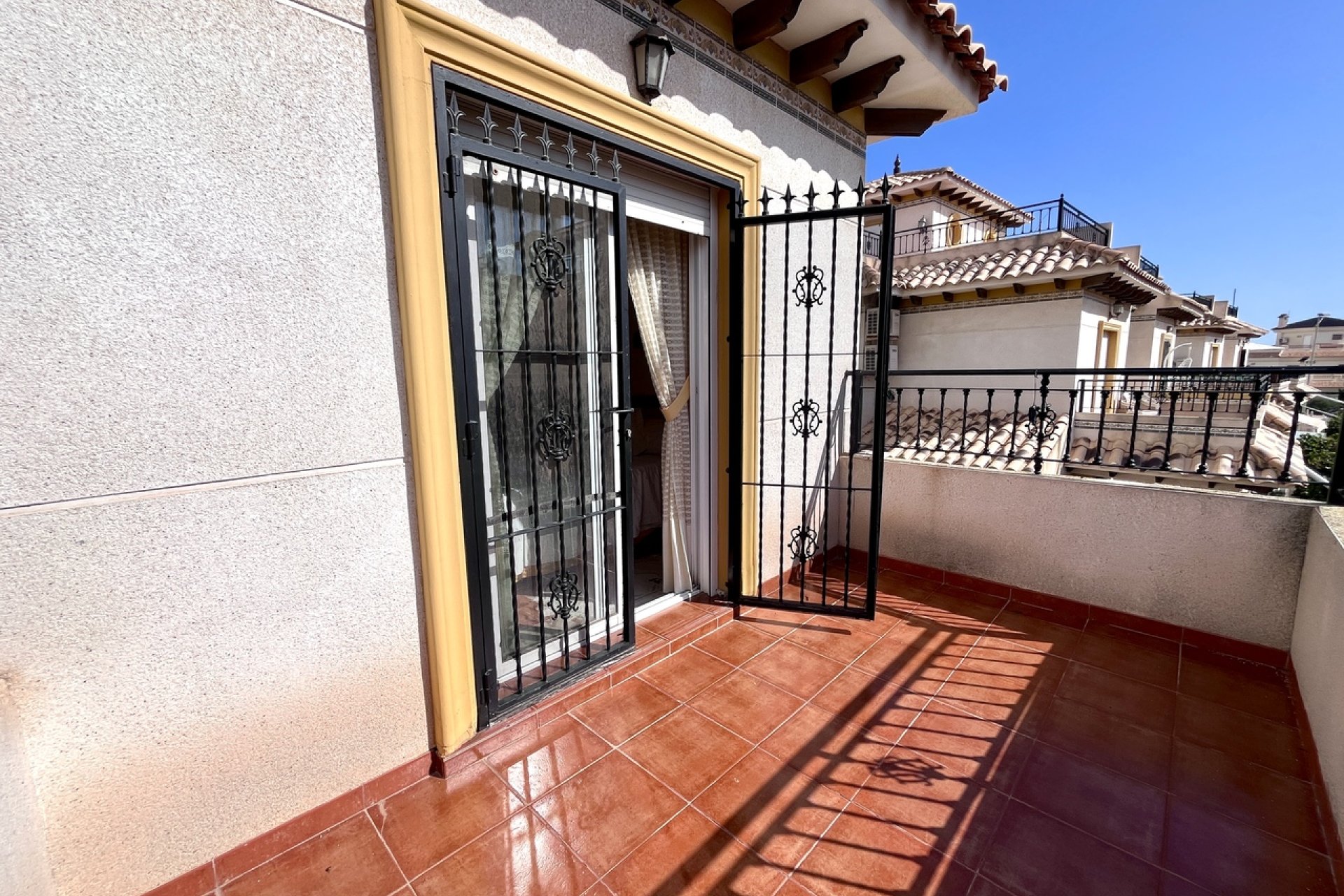 Resale - Terraced house / Townhouse - Orihuela Costa - La Zenia